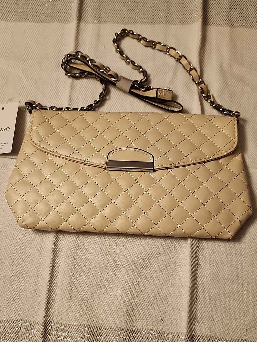 Mango Quilted Cream Crossbody with Chain Strap